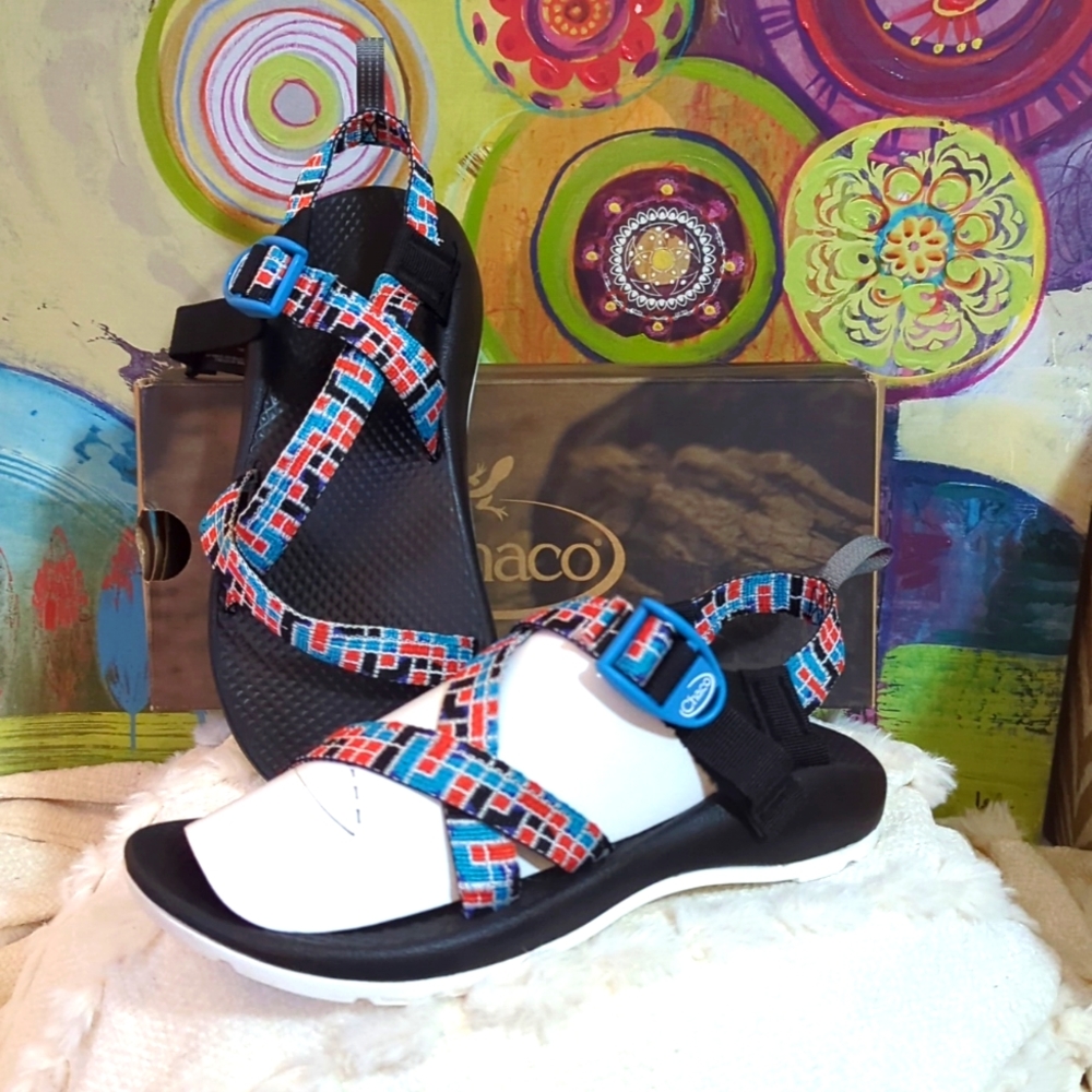 Chacos Youth 6 Z/1 Ecotread equals a woman's size 8